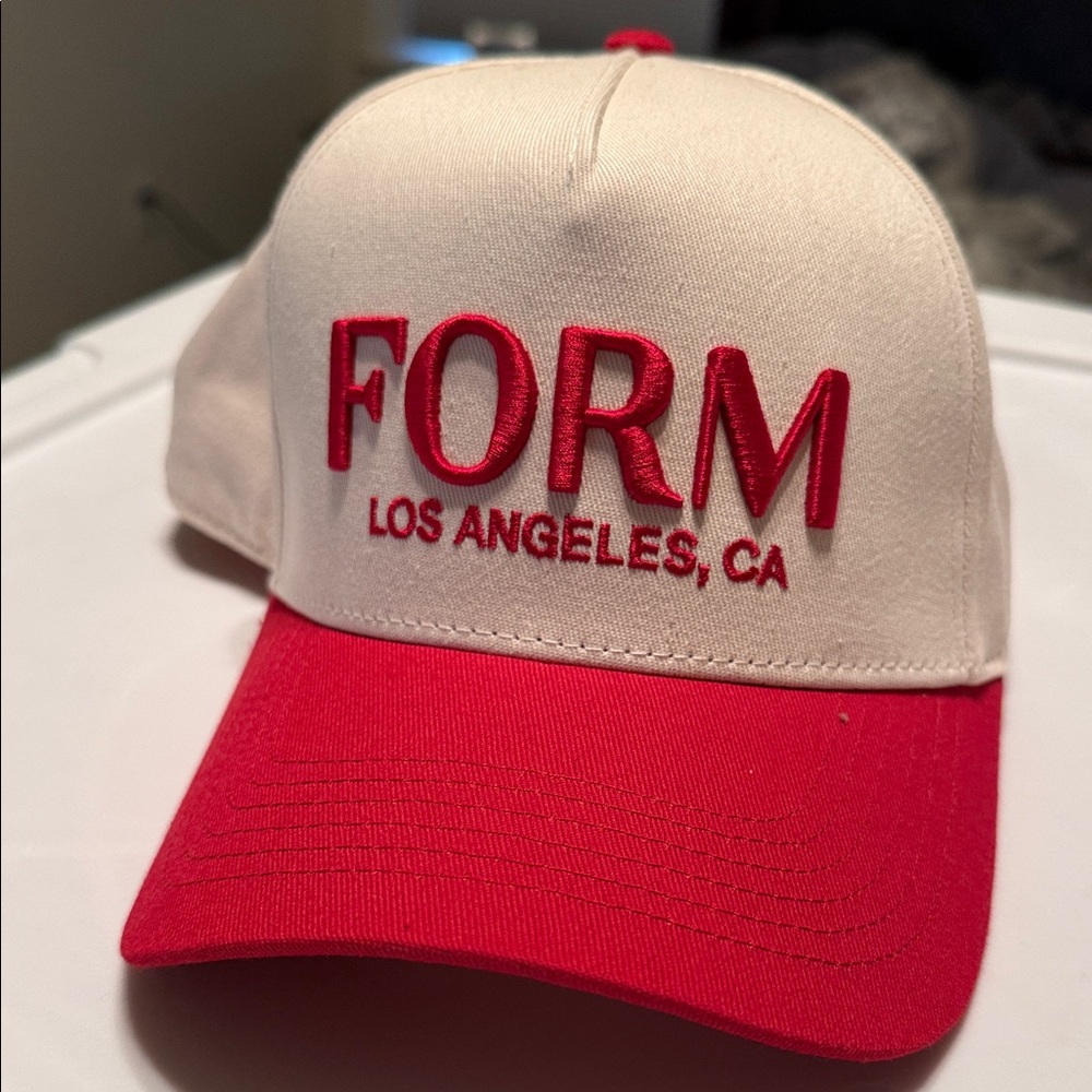 New without tag Red and White FORM Los Angeles Cap